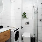 شقة Kasprzaka 29a Separate Bedroom Free Garage By Perfect وارسو